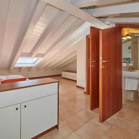 Luxury Adele Pool & Privat Whirlpool Hotel *