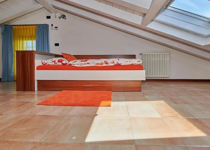 Hotell Luxury Adele Pool & Privat Whirlpool Bardolino
