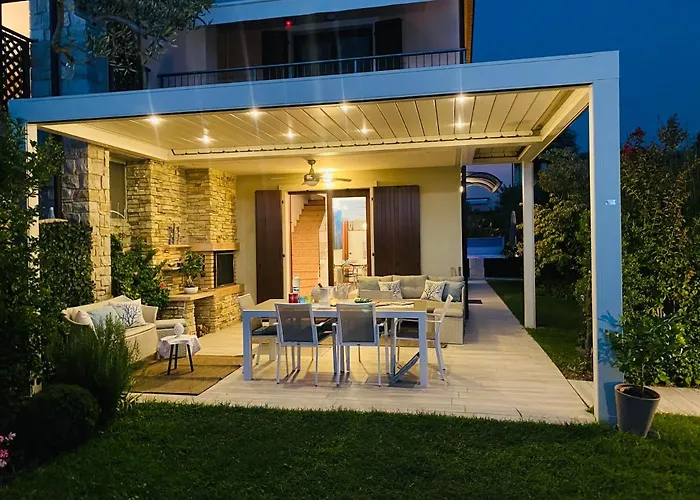 Hotell Luxury Adele Pool & Privat Whirlpool *