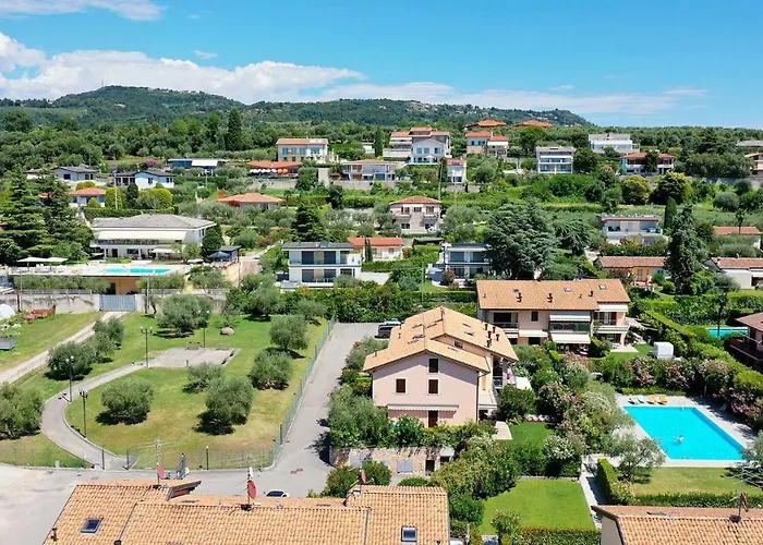 Hotell Luxury Adele Pool & Privat Whirlpool Bardolino