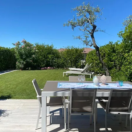 Szálloda Luxury Adele Pool & Privat Whirlpool Bardolino