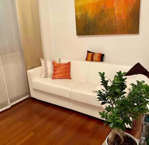 Luxury Adele Pool & Privat Whirlpool מלון