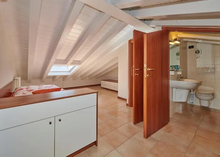 Luxury Adele Pool & Privat Whirlpool מלון *