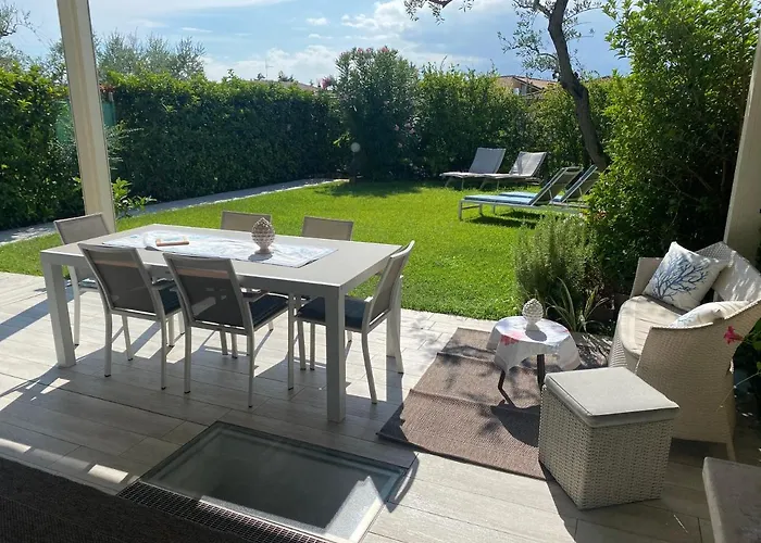 Luxury Adele Pool & Privat Whirlpool Hotel