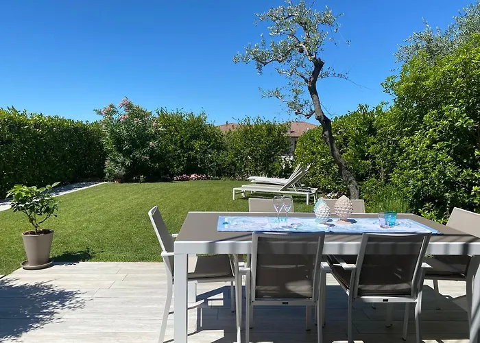 מלון Luxury Adele Pool & Privat Whirlpool ברדולינו