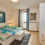 Luxury Adele Pool & Privat Whirlpool Hotel
