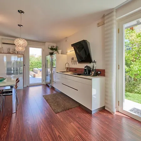 Luxury Adele Pool & Privat Whirlpool ホテル *