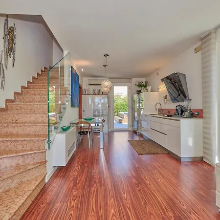 Luxury Adele Pool & Privat Whirlpool