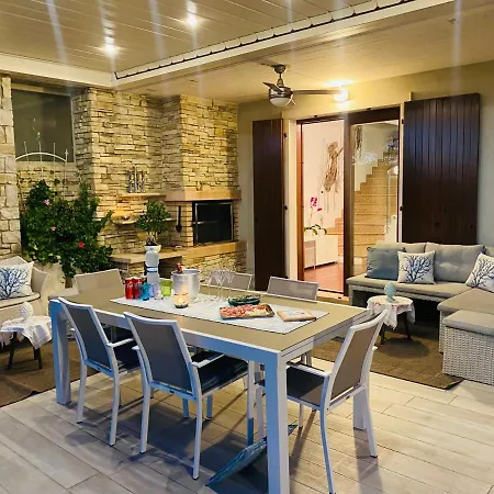 Luxury Adele Pool & Privat Whirlpool