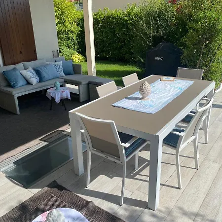 Luxury Adele Pool & Privat Whirlpool バルドリーノ