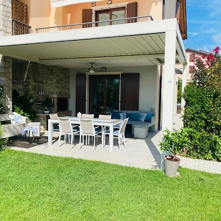 ホテル Luxury Adele Pool & Privat Whirlpool バルドリーノ