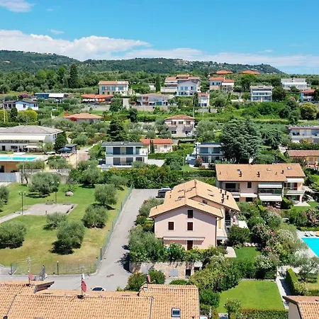 ホテル Luxury Adele Pool & Privat Whirlpool バルドリーノ