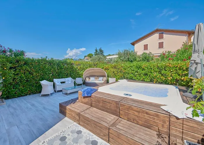 Luxury Adele Pool & Privat Whirlpool Hotel