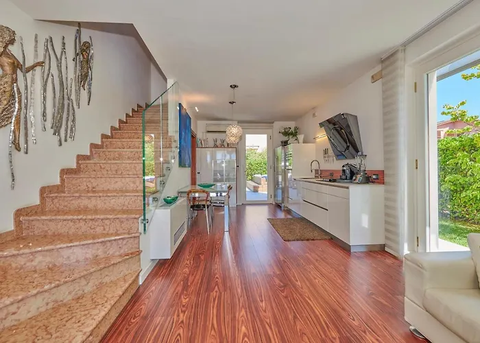 Luxury Adele Pool & Privat Whirlpool