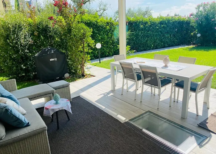 Luxury Adele Pool & Privat Whirlpool Hotel