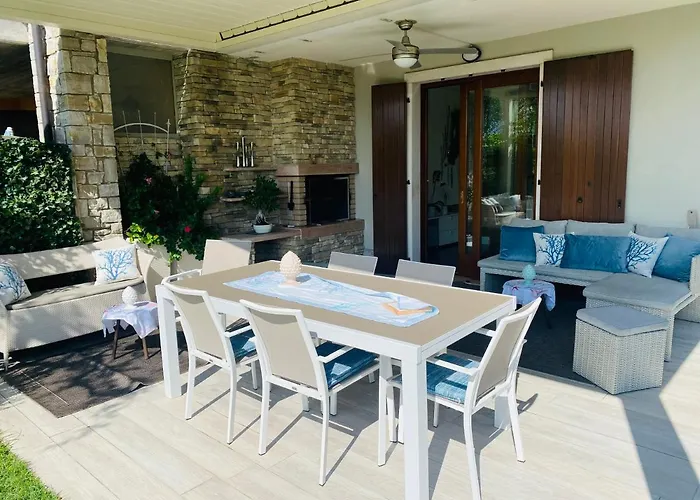 Luxury Adele Pool & Privat Whirlpool Hotel